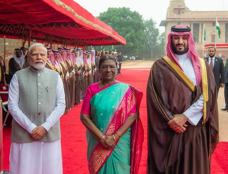 سمو سيدي ولي العهد يلتقي رئيسة جمهورية الهند في القصر الرئاسي بنيودلهي. - صورة 14