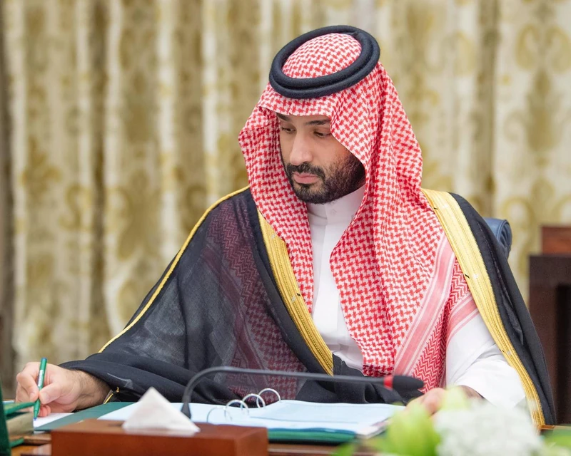 سيدي خادم الحرمين الشريفين يرأس جلسة مجلس الوزراء - صورة 2