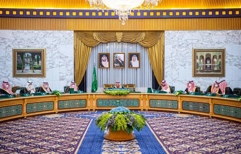 سيدي خادم الحرمين الشريفين يرأس جلسة مجلس الوزراء لإقرار ميزانية 2024 - Photo 3