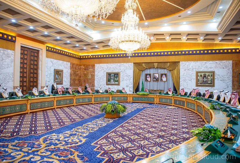 سيدي خادم الحرمين الشريفين يرأس جلسة مجلس الوزراء لإقرار ميزانية 2024 - Photo 9