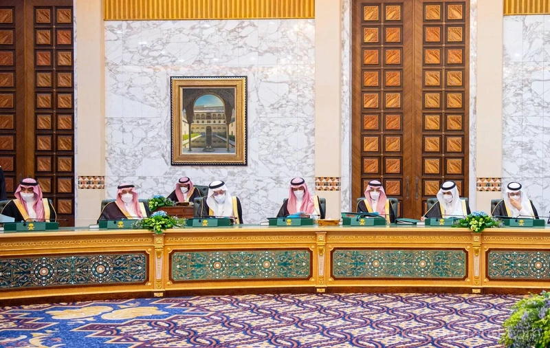سيدي خادم الحرمين الشريفين يرأس جلسة مجلس الوزراء لإقرار ميزانية 2024 - Photo 10
