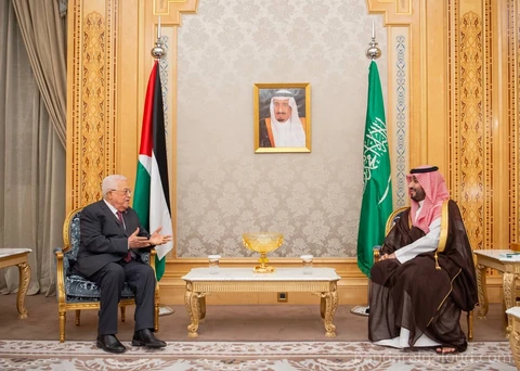 سمو سيدي ولي العهد يستقبل الرئيس الفلسطيني