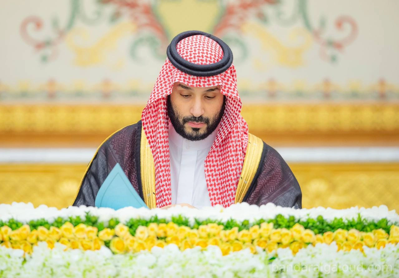 سمو سيدي ولي العهد يُطمئن الجميع على صحة خادم الحرمين الشريفين بتقديم شكره للسائلين - Photo 1