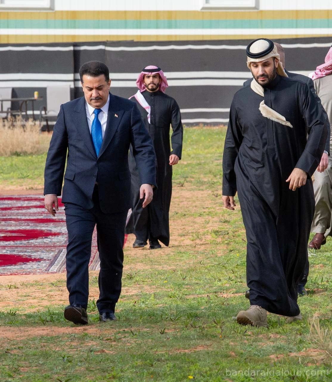 سمو سيدي ولي العهد يلتقي رئيس الوزراء العراقي في العلا - صورة 1