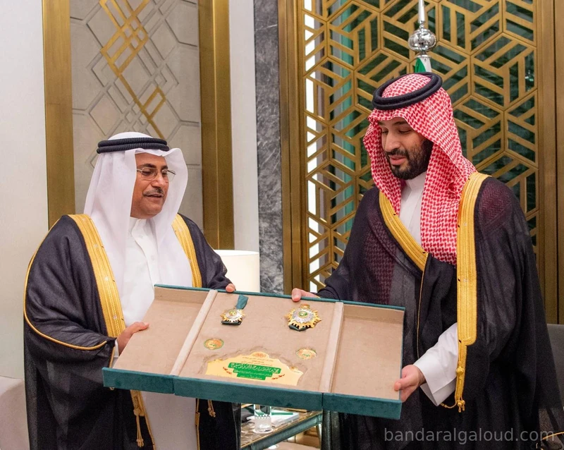 سمو سيدي ولي العهد يستقبل رئيس البرلمان العربي بجدة ويتسلم وسام القائد - صورة 2