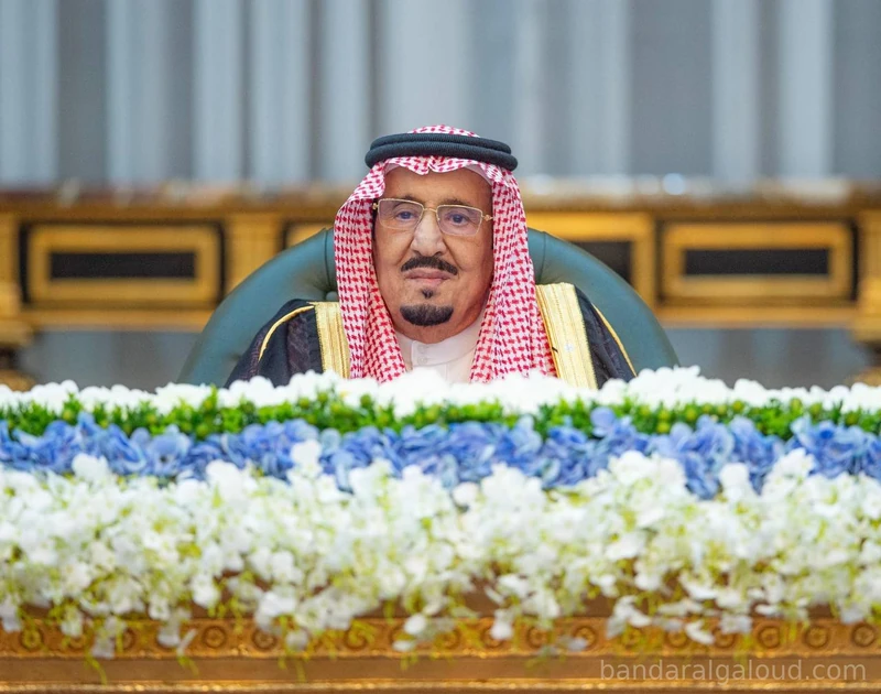 سيدي خادم الحرمين الشريفين يرأس جلسة مجلس الوزراء - Photo 2