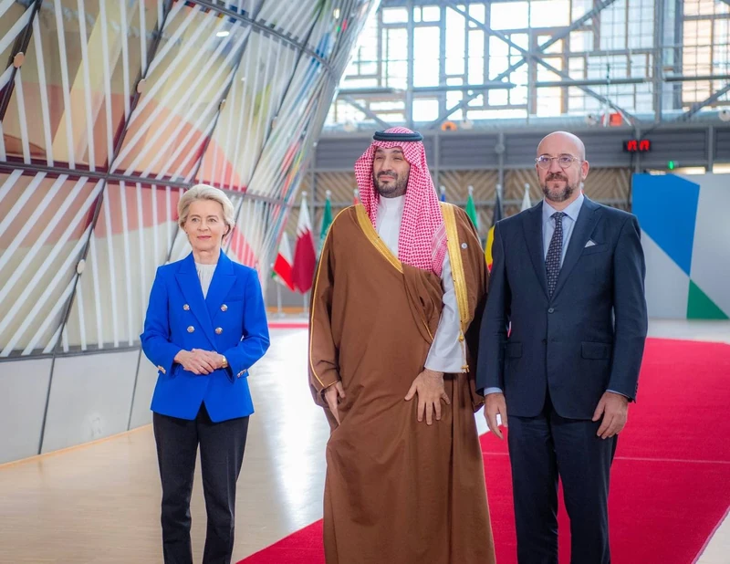 سمو سيدي ولي العهد يصل مقر القمة الخليجية الأوروبية في بلجيكا - Photo 2
