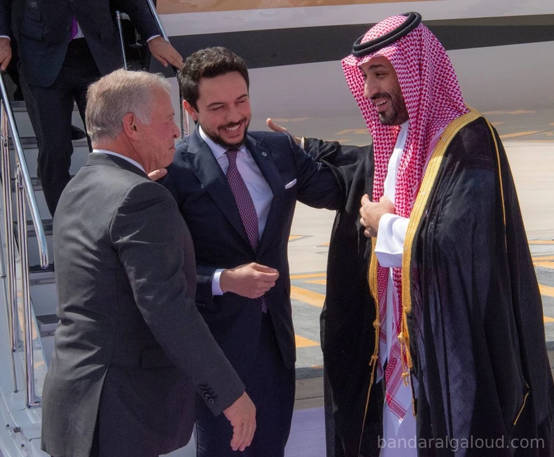 سمو سيدي ولي العهد يستقبل جلالة ملك الأردن لدى وصوله الرياض - صورة 2
