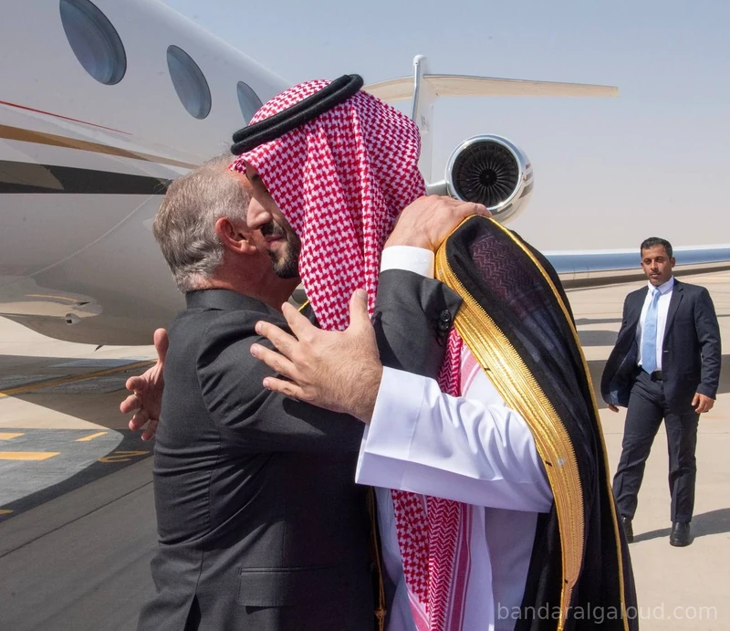 سمو سيدي ولي العهد يستقبل جلالة ملك الأردن لدى وصوله الرياض - صورة 3