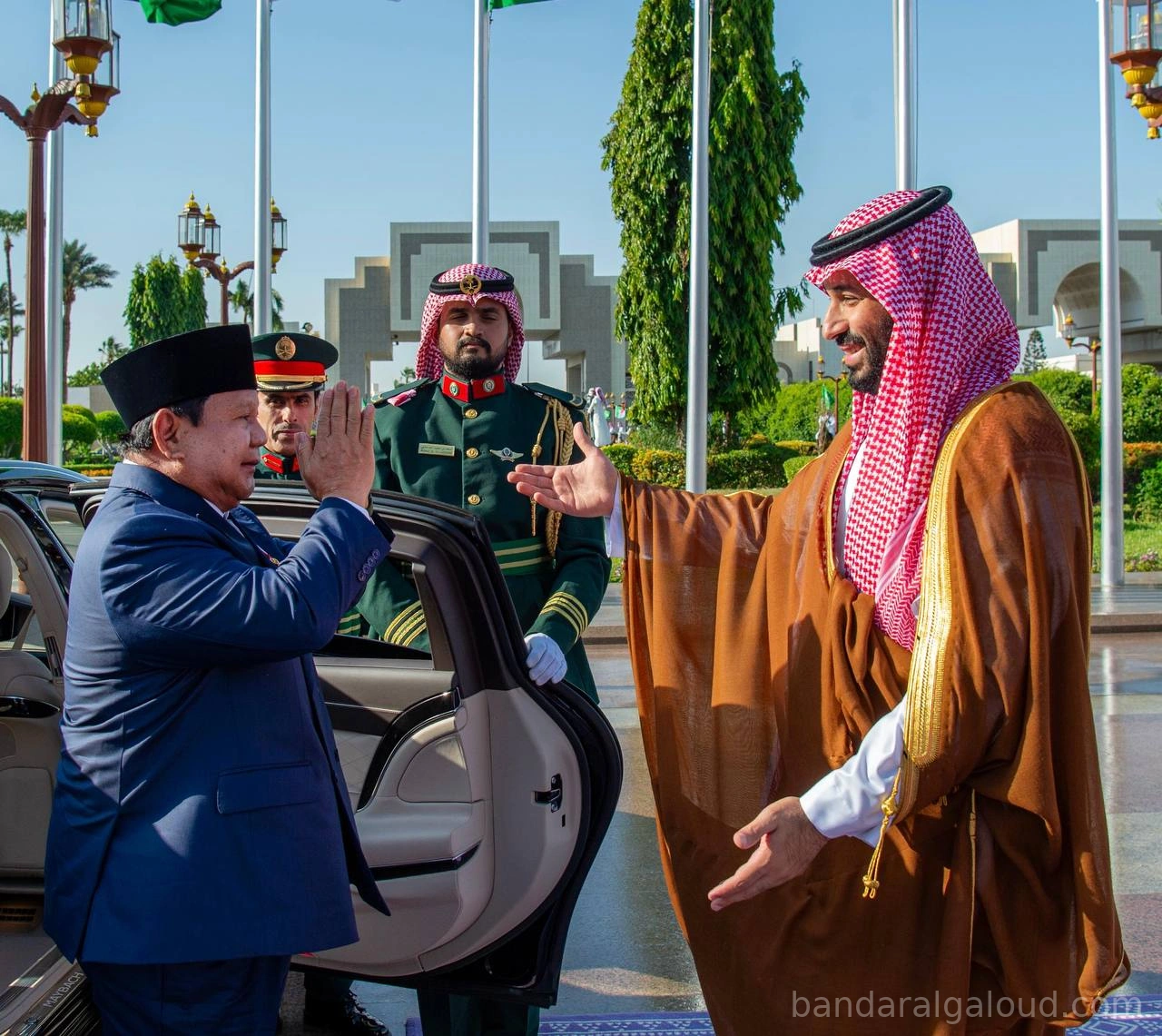 سمو سيدي ولي العهد يستقبل في قصر السلام بجدة، رئيس جمهورية إندونيسيا، ويقيم مراسم استقبال رسمية لفخامته - Photo 1