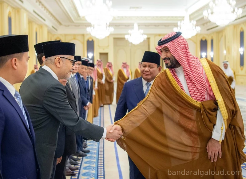 سمو سيدي ولي العهد يستقبل في قصر السلام بجدة، رئيس جمهورية إندونيسيا، ويقيم مراسم استقبال رسمية لفخامته - Photo 13