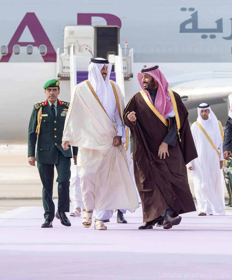 سمو أمير دولة قطر يصل الرياض، وفي مقدمة مستقبليه سمو سيدي ولي العهد - Photo 4