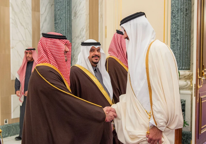 سمو سيدي ولي العهد وأمير دولة قطر يعقدان جلسة مباحثات في قصر اليمامة بالرياض - صورة 7