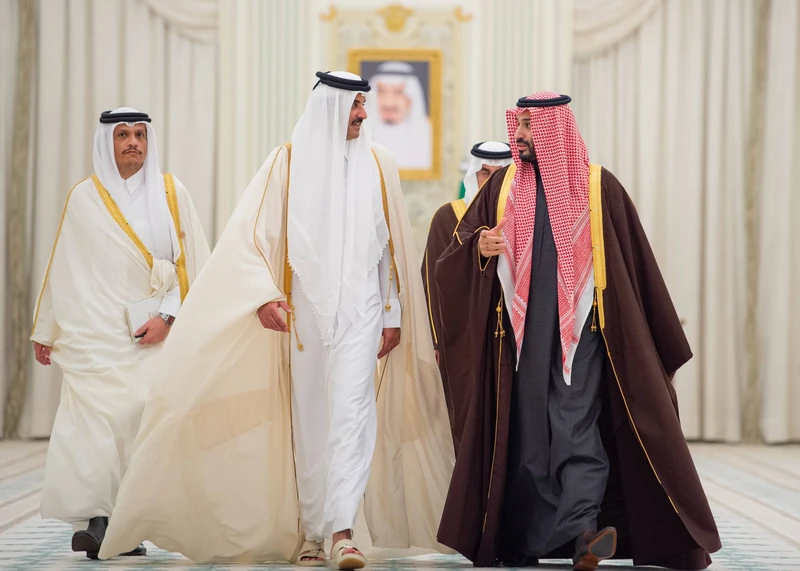 سمو سيدي ولي العهد وأمير دولة قطر يعقدان جلسة مباحثات في قصر اليمامة بالرياض - صورة 12
