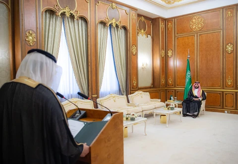 أمام سمو سيدي ولي العهد السفراء المعينون حديثًا لدى عدد من الدول الشقيقة والصديقة يؤدون القسم