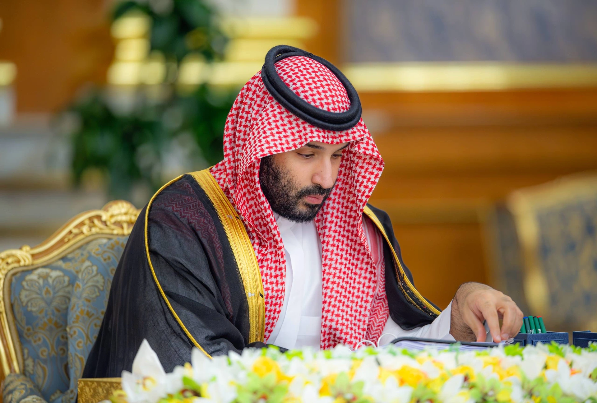 سمو سيدي ولي العهد يرأس جلسة مجلس الوزراء في جدة - Photo 1
