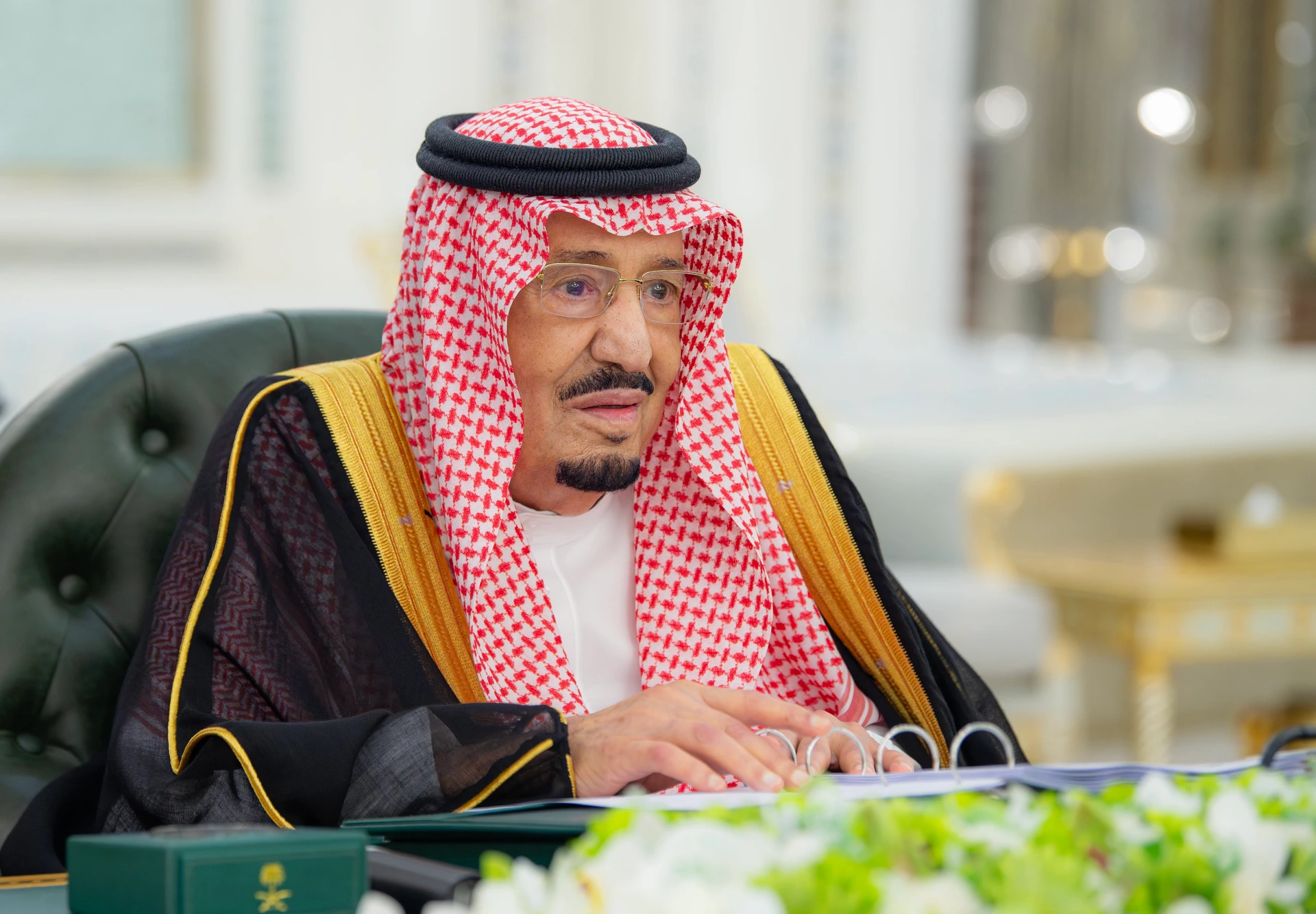 سيدي خادم الحرمين الشريفين يترأس جلسة مجلس الوزراء اليوم في جدة. - Photo 1