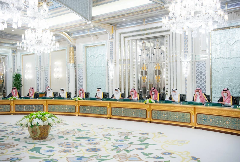 سيدي خادم الحرمين الشريفين يرأس جلسة مجلس الوزراء اليوم في جدة - Photo 4