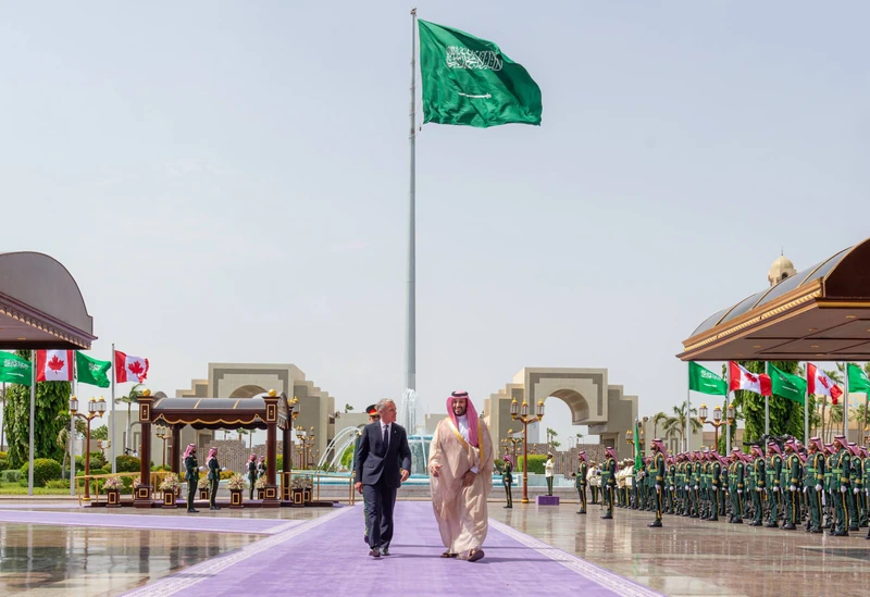 سمو سيدي ولي العهد يستقبل في قصر السلام بجدة دولة رئيس وزراء كندا - Photo 2