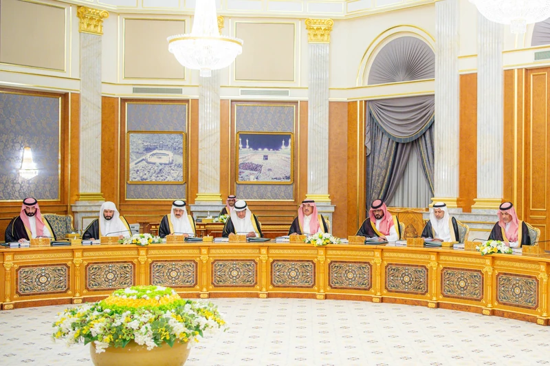 سمو سيدي ولي العهد يرأس جلسة مجلس الوزراء في جدة - Photo 4