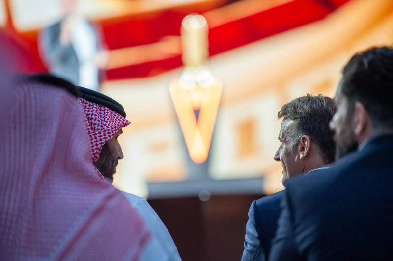 سمو سيدي ولي العهد وفخامة رئيس فرنسا يشهدان ختام كأس العالم للرياضات الإلكترونية 2026 بباريس - صورة 6