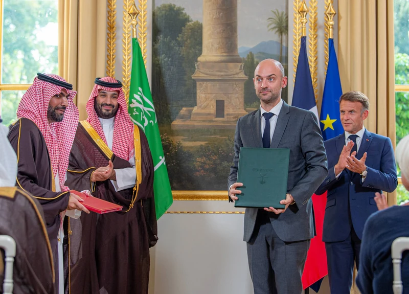 بحضور سمو سيدي ولي العهد وفخامة رئيس الجمهورية الفرنسية, انعقاد اجتماع الطاولة المستديرة الفرنسي-السعودي للاستثمار. - صورة 4